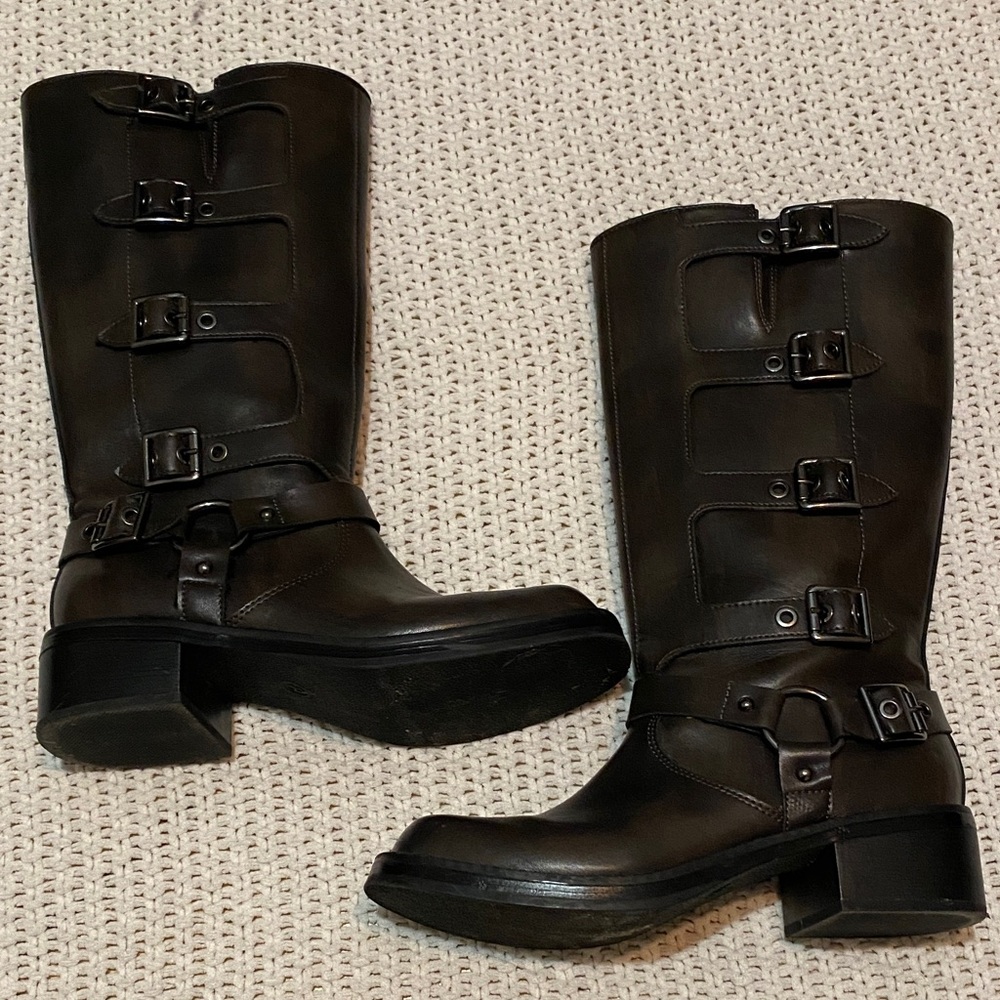 Motto Boots